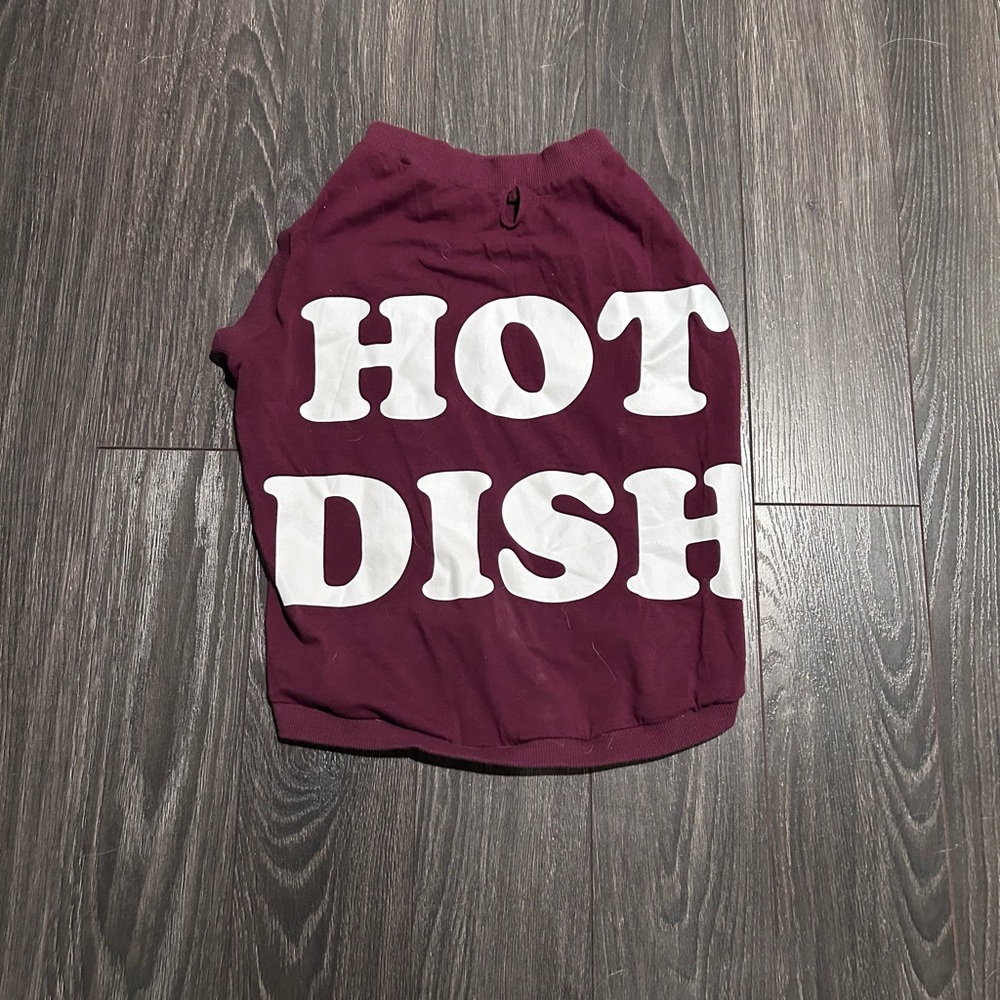 Hot Dish Dog tee! - Large